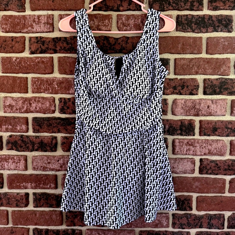 Swim Dress Black White V-Neck Keyhole Back One Piece Swimsuit L Pool Beach Retro
